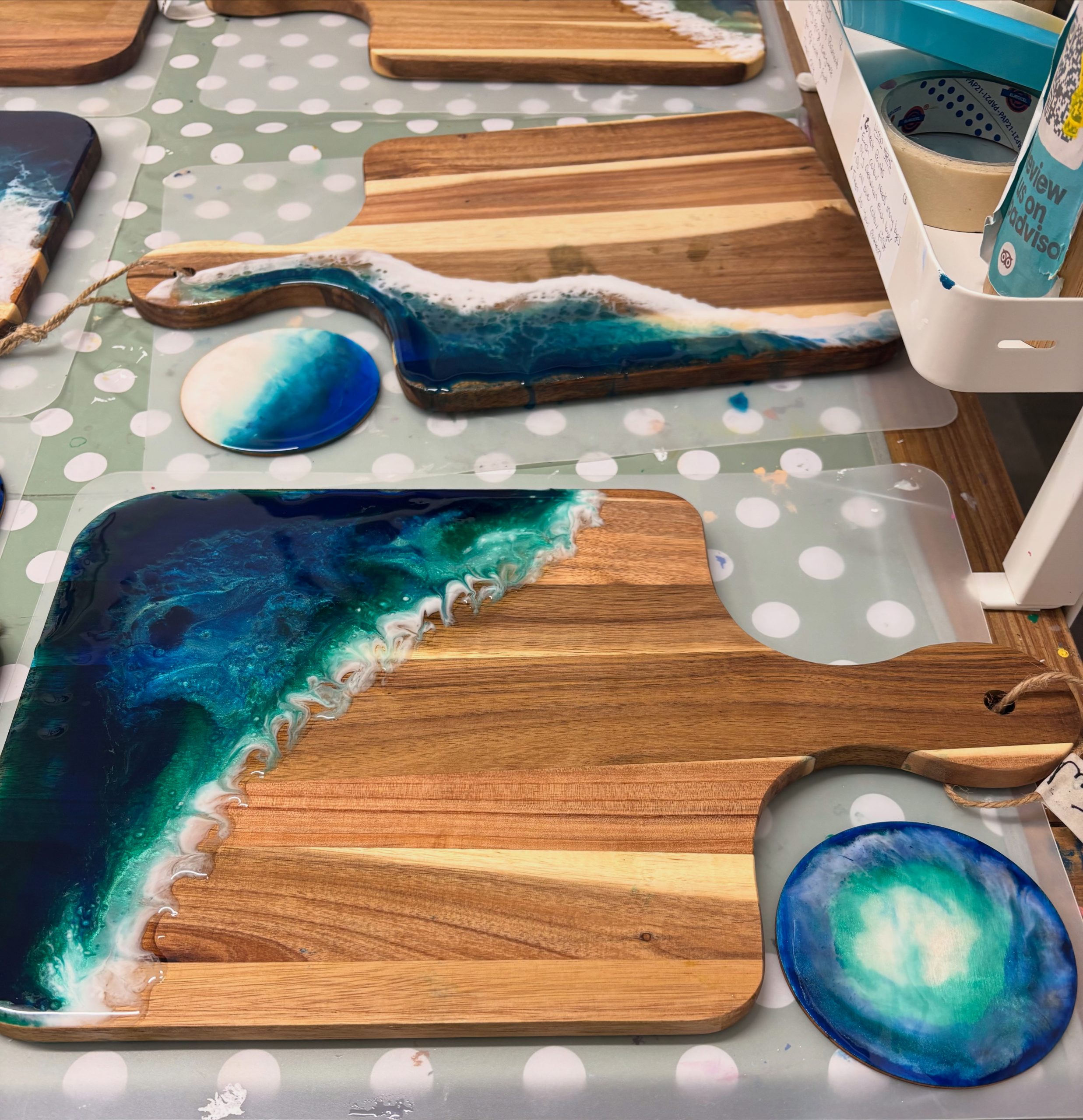Resin Chopping Board workhop at arty boat exmouth