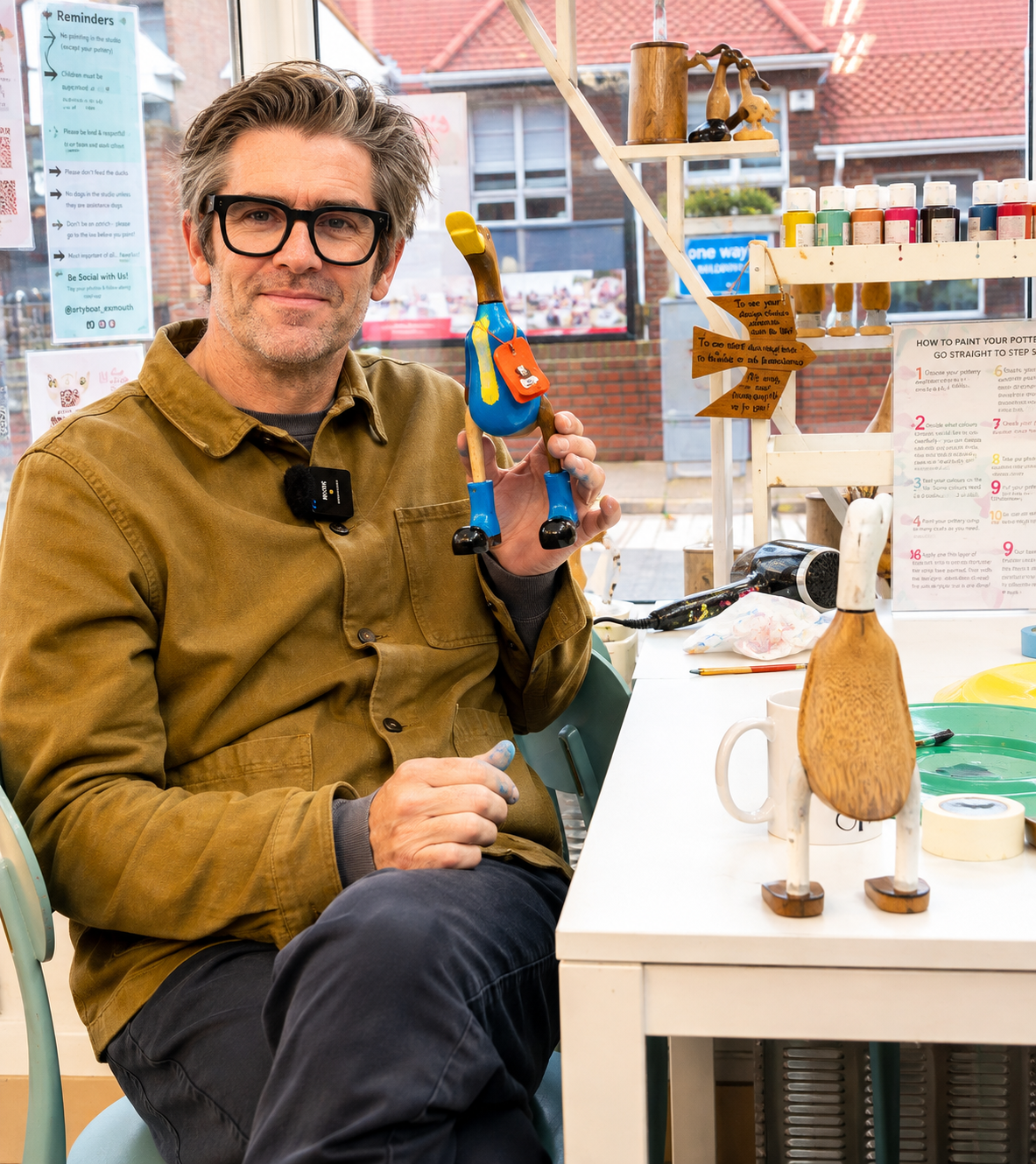 Dan Skinner enjoying a creative painting session at Arty Boat